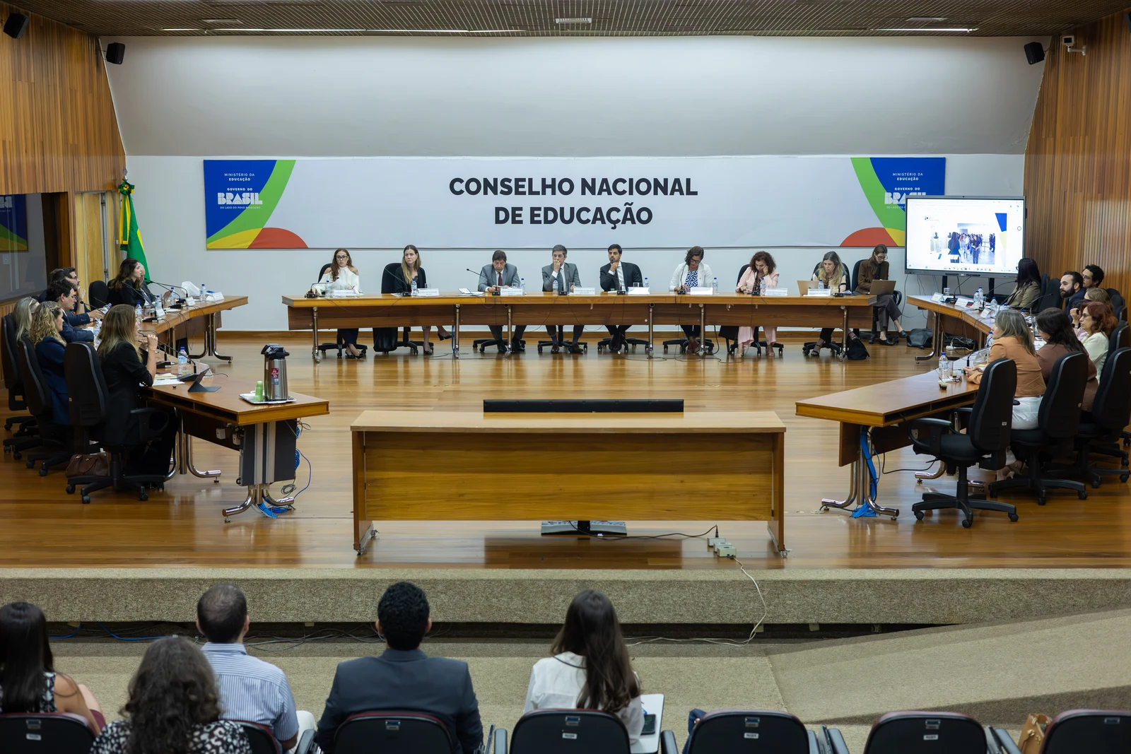 Redenec reúne principais instituições do país em encontro inédito por educação cidadã
